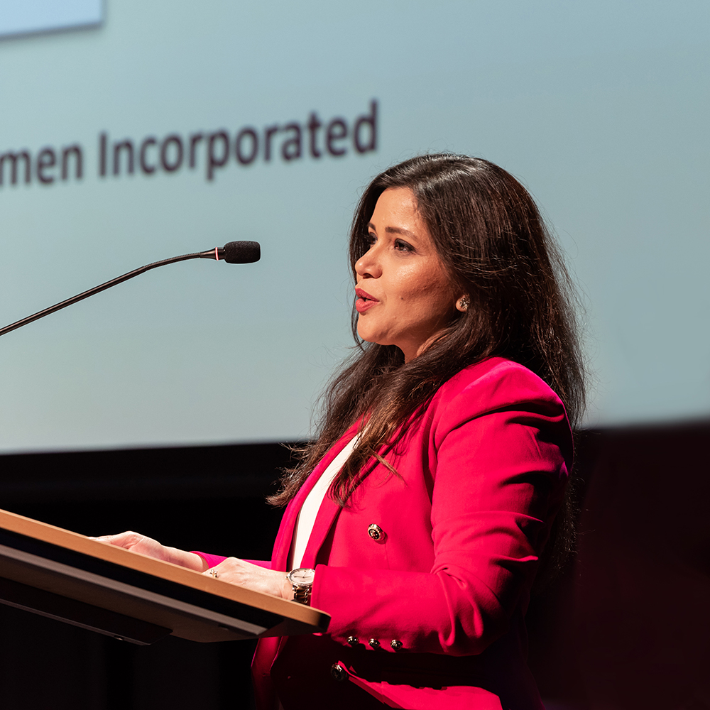 Dr Lubna