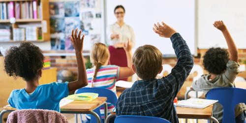 Children_in_class